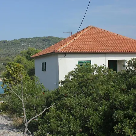 Apartments By The Sea Cove Mala Lamjana, Ugljan - 827