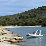 Apartments By The Sea Cove Mala Lamjana, Ugljan - 827 Apartment *