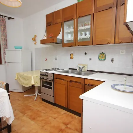 Apartman By The Sea Cove Mala Lamjana, Ugljan - 827 Kali